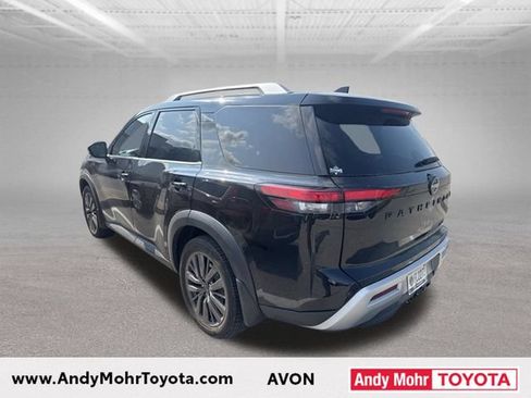 Used 2022 Nissan Pathfinder SL w/ SL Premium Package AWD/4WD image 4