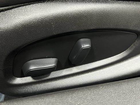 Used 2019 Chevrolet Camaro SS RWD image 19