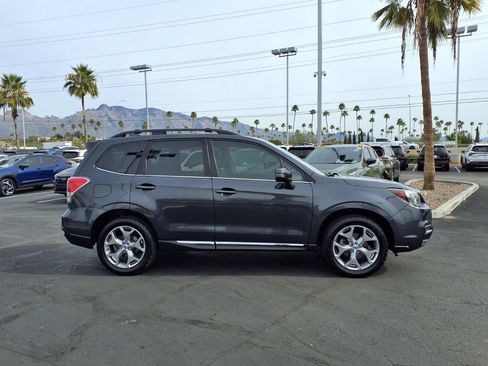 Used 2017 Subaru Forester 2.5i Touring image 11