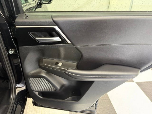 Used 2024 Mitsubishi Outlander SE AWD/4WD image 29