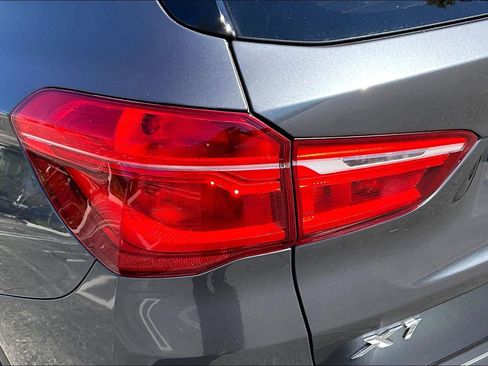 Used 2019 BMW X1 xDrive28i w/ Convenience Package AWD/4WD image 27