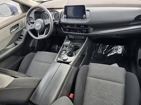 Used 2023 Nissan Rogue SV image 15