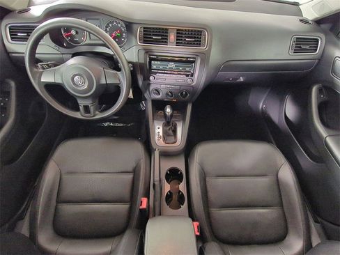 Used 2014 Volkswagen Jetta SE image 17