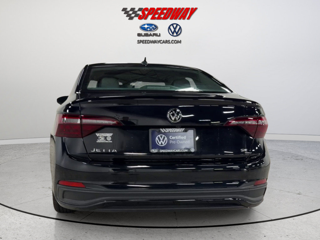 Certified 2023 Volkswagen Jetta SE w/ Panoramic Sunroof Package FWD image 7