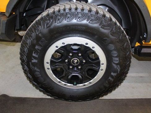 Used 2022 Ford Bronco Black Diamond w/ Sasquatch Package image 18