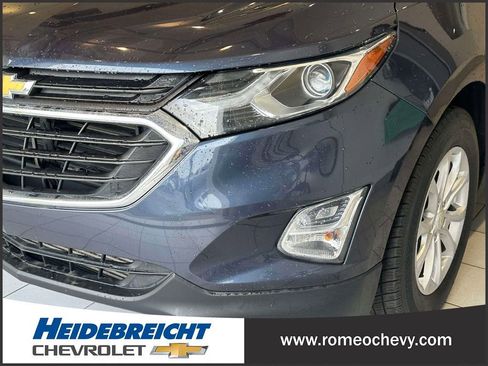 Used 2018 Chevrolet Equinox LT w/ Sun & Infotainment Package image 8