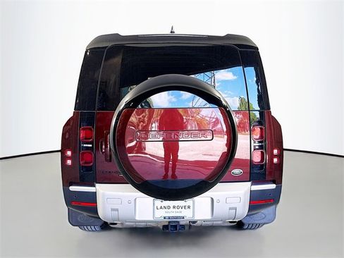 Certified 2023 Land Rover Defender 130 SE image 6