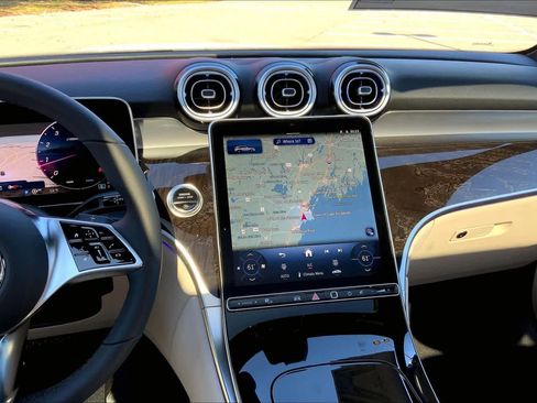 Certified 2026 Mercedes-Benz GLC 300 4MATIC image 6