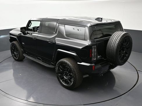 Certified 2026 GMC Hummer EV SUV AWD/4WD image 18