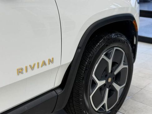 Used 2022 Rivian R1T Adventure AWD/4WD image 7