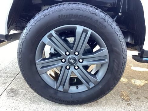 Used 2023 Ford F150 Lariat w/ Equipment Group 502A High AWD/4WD image 8