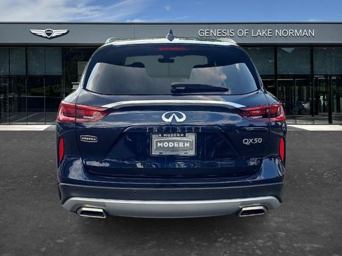 Used 2023 INFINITI QX50 Luxe FWD image 8