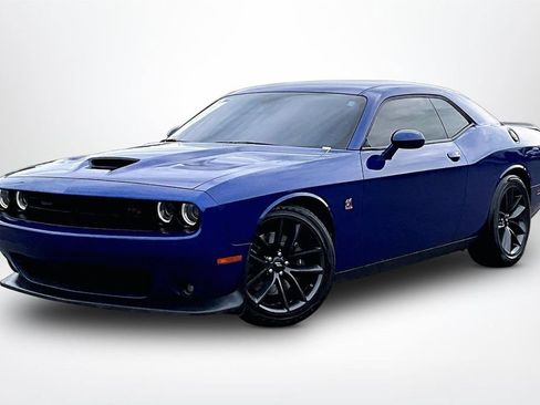 Used 2019 Dodge Challenger R/T Scat Pack RWD image 3