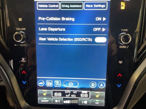 Used 2025 Subaru Outback Wilderness AWD/4WD image 12