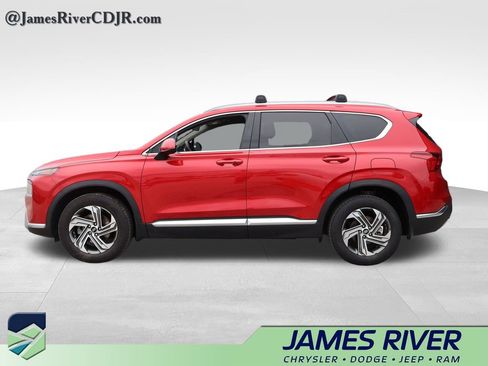 Used 2022 Hyundai Santa Fe SEL FWD image 2