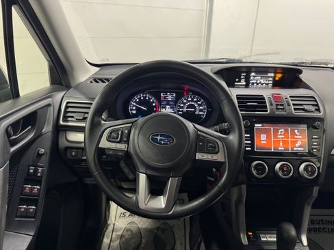 Used 2018 Subaru Forester 2.5i Premium image 8