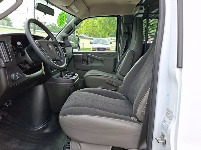 Used 2024 GMC Savana 2500 w/ Driver Convenience Package RWD image 13