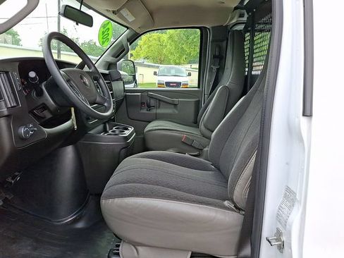 Used 2024 GMC Savana 2500 w/ Driver Convenience Package RWD image 13