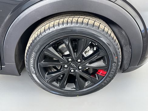 Used 2023 Chevrolet Bolt EUV Premier w/ Redline Edition image 32