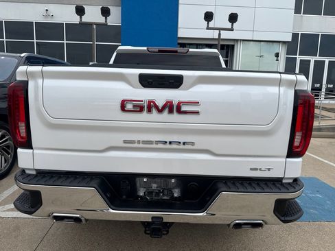 Used 2024 GMC Sierra 1500 SLT AWD/4WD image 8