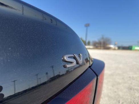 Used 2024 Nissan Altima 2.5 SV FWD image 9