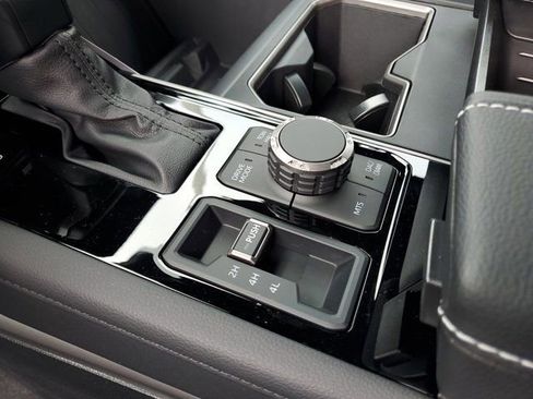 New 2026 Toyota Tundra Limited image 20