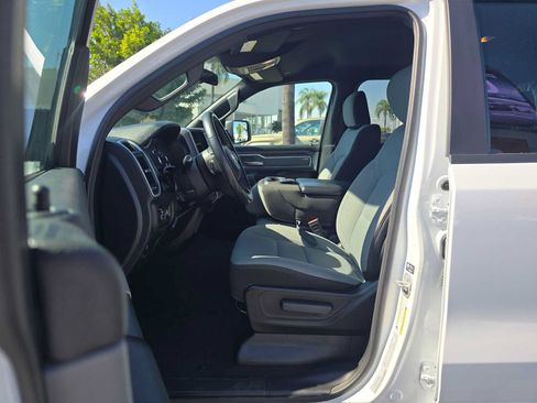 Used 2022 RAM 1500 Big Horn AWD/4WD image 24
