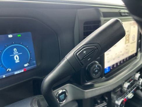 Used 2025 Ford F450 Platinum w/ FX4 Off-Road Package image 16