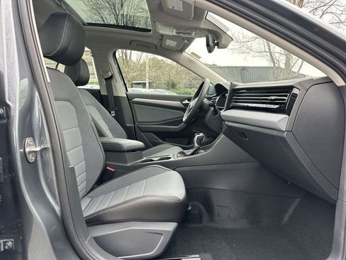 New 2026 Volkswagen Jetta SE image 29