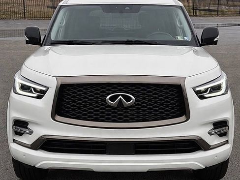 Used 2022 INFINITI QX80 Premium Select w/ Cargo Package image 2