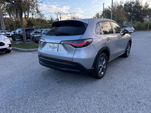 New 2026 Honda HR-V LX image 6