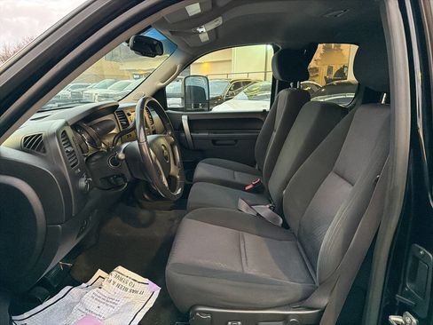 Used 2011 Chevrolet Silverado 2500 LT w/ Interior Plus Package image 28