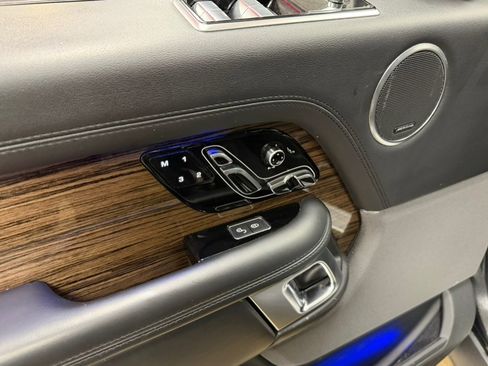 Used 2019 Land Rover Range Rover HSE image 58