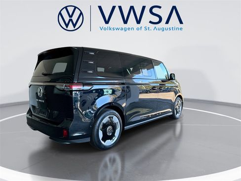 New 2025 Volkswagen ID. Buzz Pro S image 8