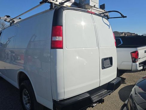 Used 2020 Chevrolet Express 2500 Work Van w/ Driver Convenience Package image 3