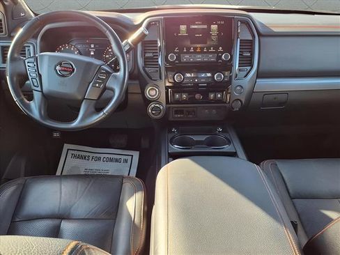 Used 2022 Nissan Titan PRO-4X w/ Pro-4x Convenience Package image 15
