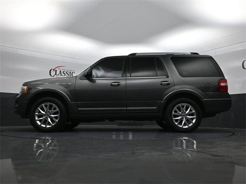 Used 2017 Ford Expedition Limited w/ Equipment Group 301A image 22