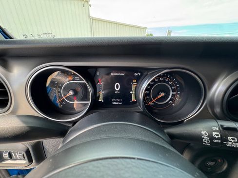 Used 2022 Jeep Wrangler Unlimited Sport AWD/4WD image 24