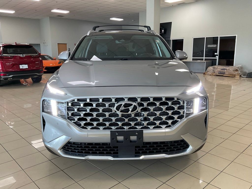 Used 2022 Hyundai Santa Fe Limited FWD image 2
