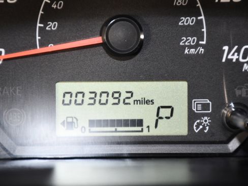 Used 2024 Mitsubishi Mirage ES FWD image 17