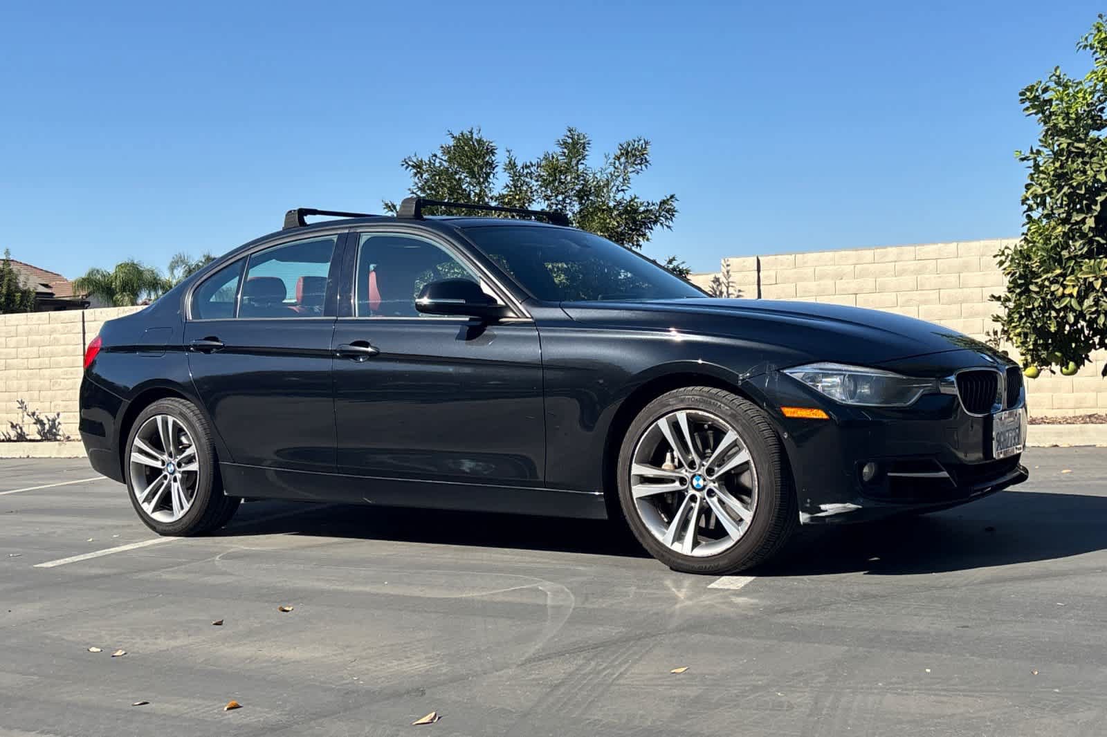 Used 2013 BMW 335i xDrive Sedan AWD/4WD image 10