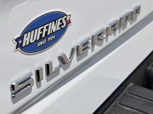 Used 2025 Chevrolet Silverado 1500 RST w/ Convenience Package II AWD/4WD image 10