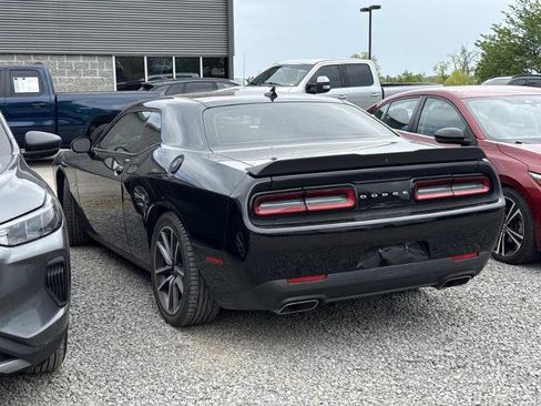 Used 2022 Dodge Challenger R/T w/ Plus Package image 5