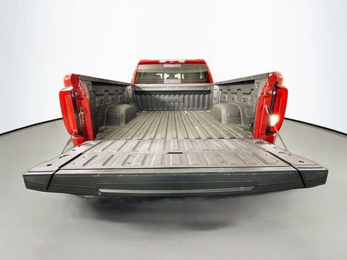 Used 2026 GMC Sierra 1500 AT4 w/ Technology Package AWD/4WD image 30