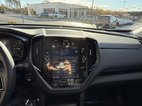 Used 2025 Subaru Ascent Onyx Edition w/ Popular Package #2 image 19