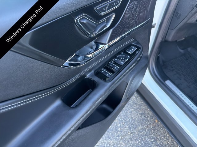 Certified 2024 Lincoln Corsair AWD w/ Equipment Group 101A image 14