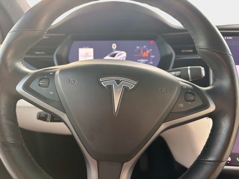 Used 2020 Tesla Model X Long Range AWD/4WD image 25