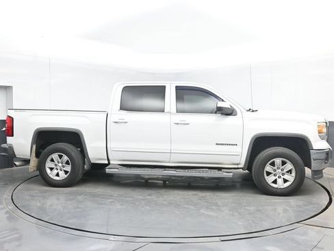 Used 2015 GMC Sierra 1500 SLE w/ SLE Value Package RWD image 11