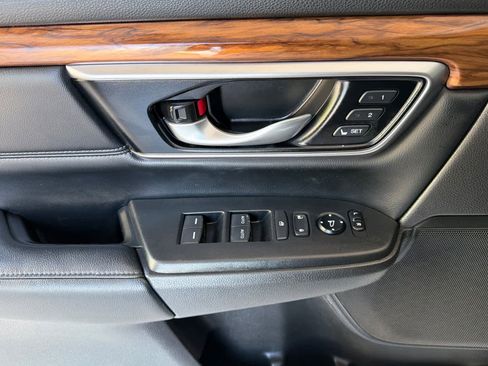 Used 2022 Honda CR-V Touring image 12