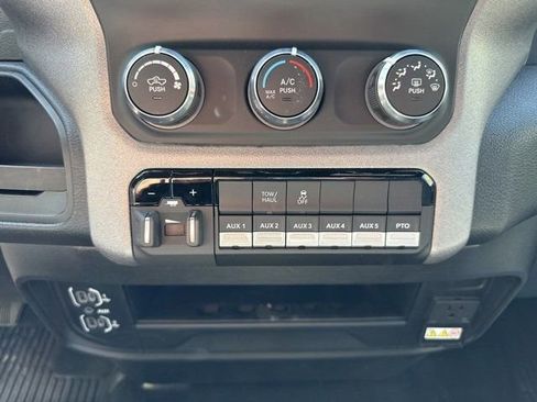 New 2024 RAM 3500 Tradesman image 19